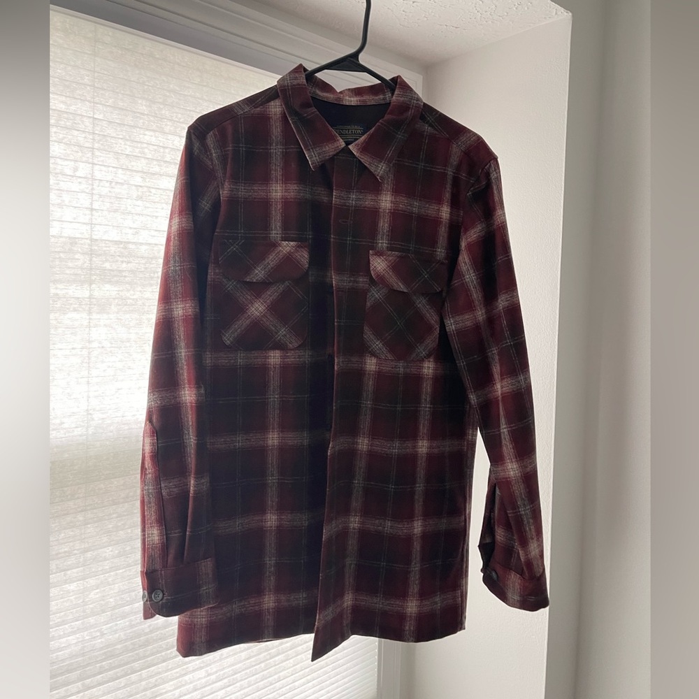 Brand with with tags Pendleton button up shirt